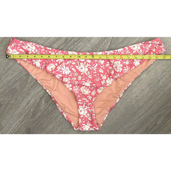 J.Crew NWT Pink Floral Tossed Floral Curved-Waist Cheeky Bikini Bottom Size 3X - Picture 7 of 16